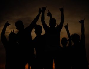 Lire la suite à propos de l’article Pourquoi les clans gangrènent les équipes ?